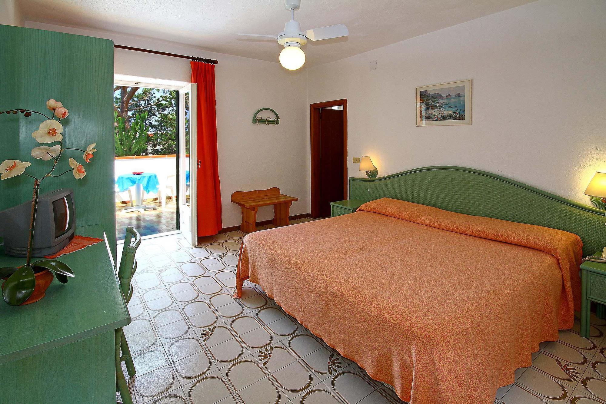 Hotel Park Calitto Forio  Exterior photo