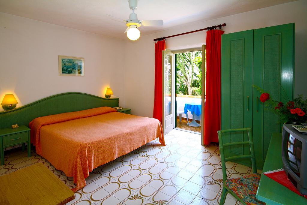 Hotel Park Calitto Forio  Exterior photo